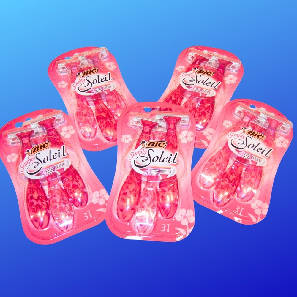BIC Simply Soleil Disposable Razors - 5 NEW Packs of‎ 3 Razors = Total 15 Razors